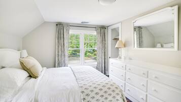 2 chambres, fer et planche Ă repasser, Wi-Fi gratuit, draps fournis