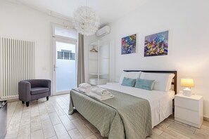 1 bedroom, free WiFi, bed sheets