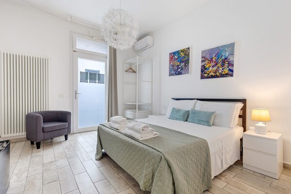 1 bedroom, free WiFi, bed sheets