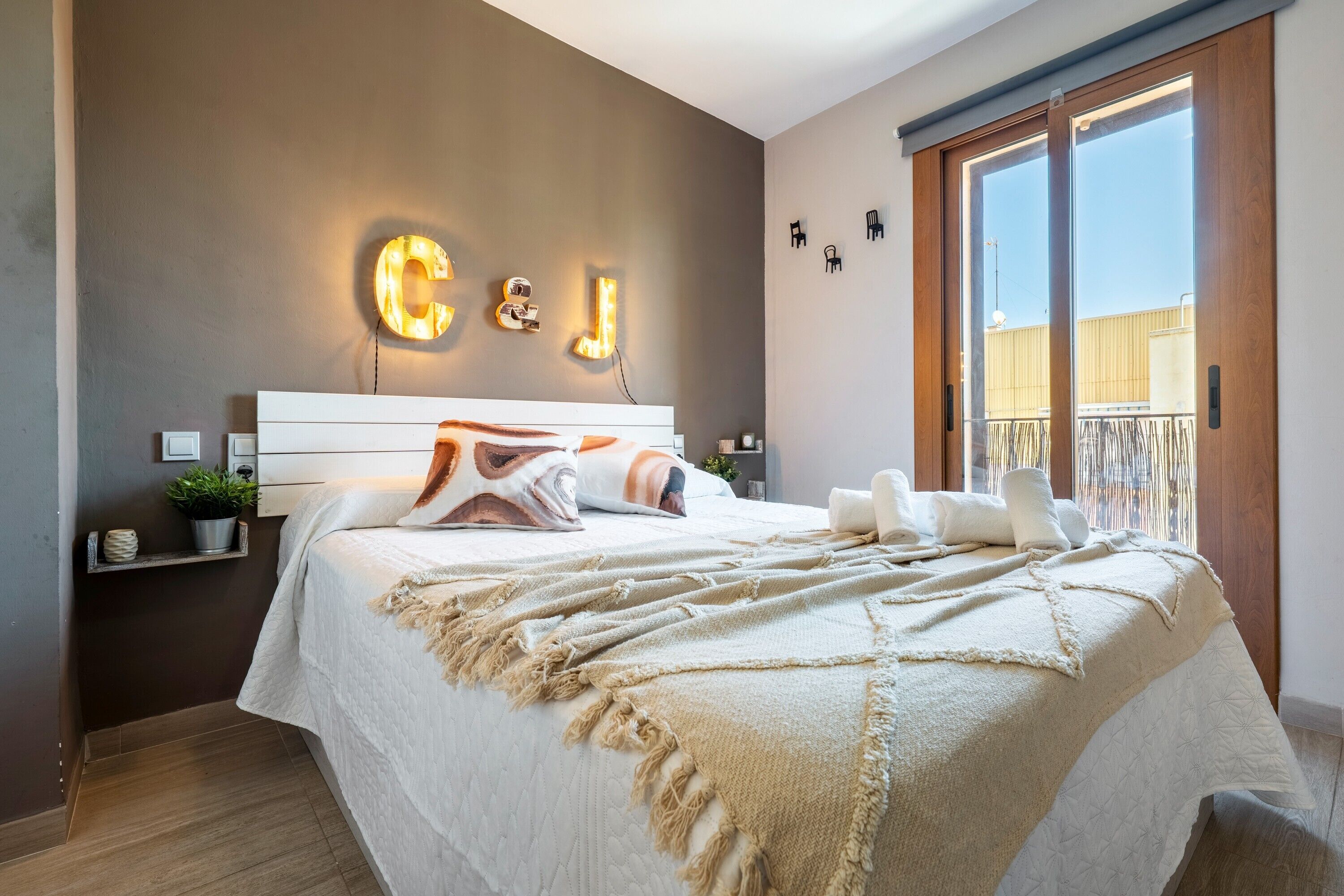 3 camere, ferro/asse da stiro, Wi-Fi gratuito, lenzuola