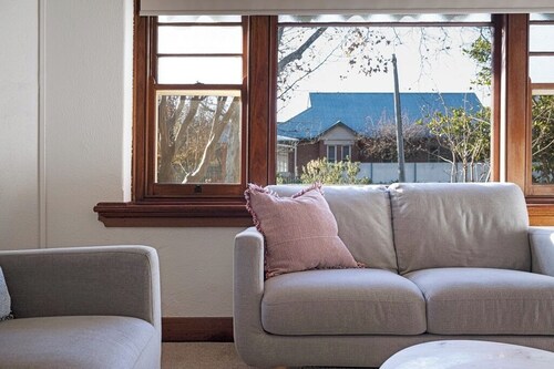 Classic Albury Elegance