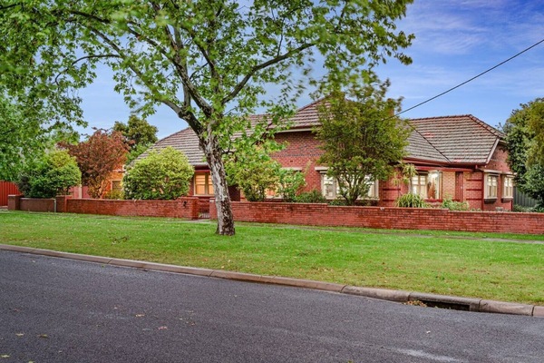 30f9dfaa-86b4-45b4-9d8e-f3caacd43a45