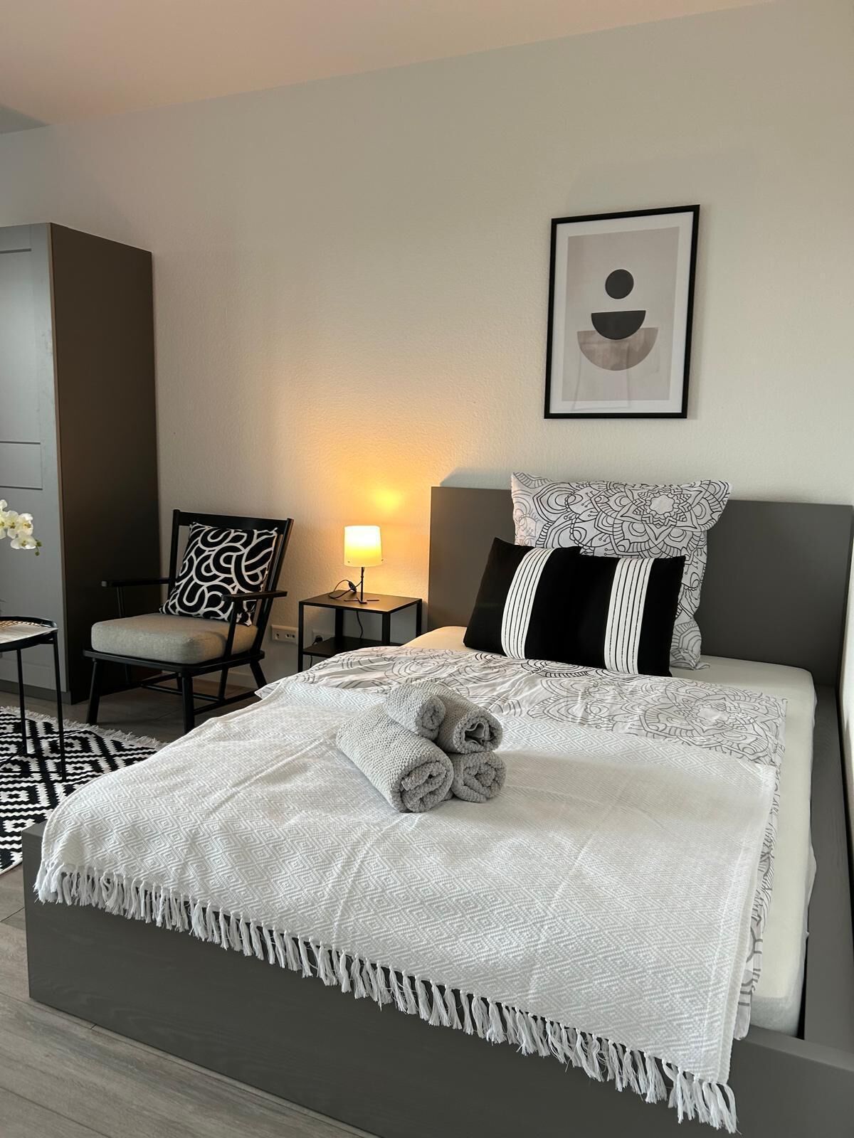 Monolocale Superior | Postazione laptop, tende oscuranti, ferro/asse da stiro, Wi-Fi gratuito