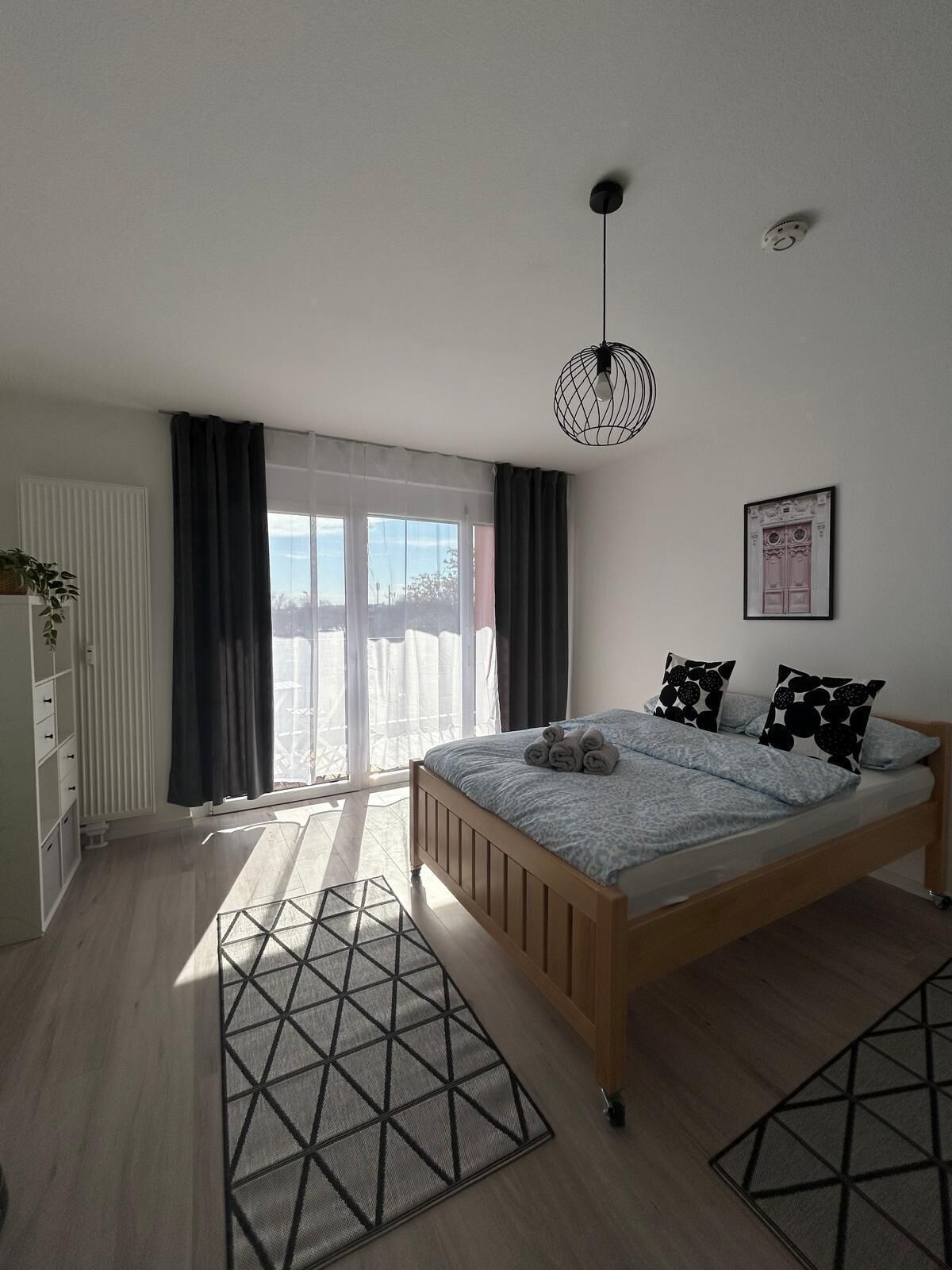 Monolocale Deluxe | Postazione laptop, tende oscuranti, ferro/asse da stiro, Wi-Fi gratuito