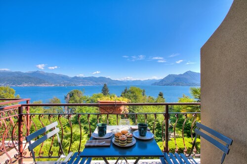 Mon Reve Lake View Pool, Stresa