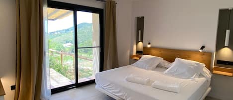 6 habitaciones, wifi gratis y ropa de cama