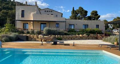 Villa 'Cal Noia 1 and 3' with Mountain Views, Wi-Fi and Air Conditioning