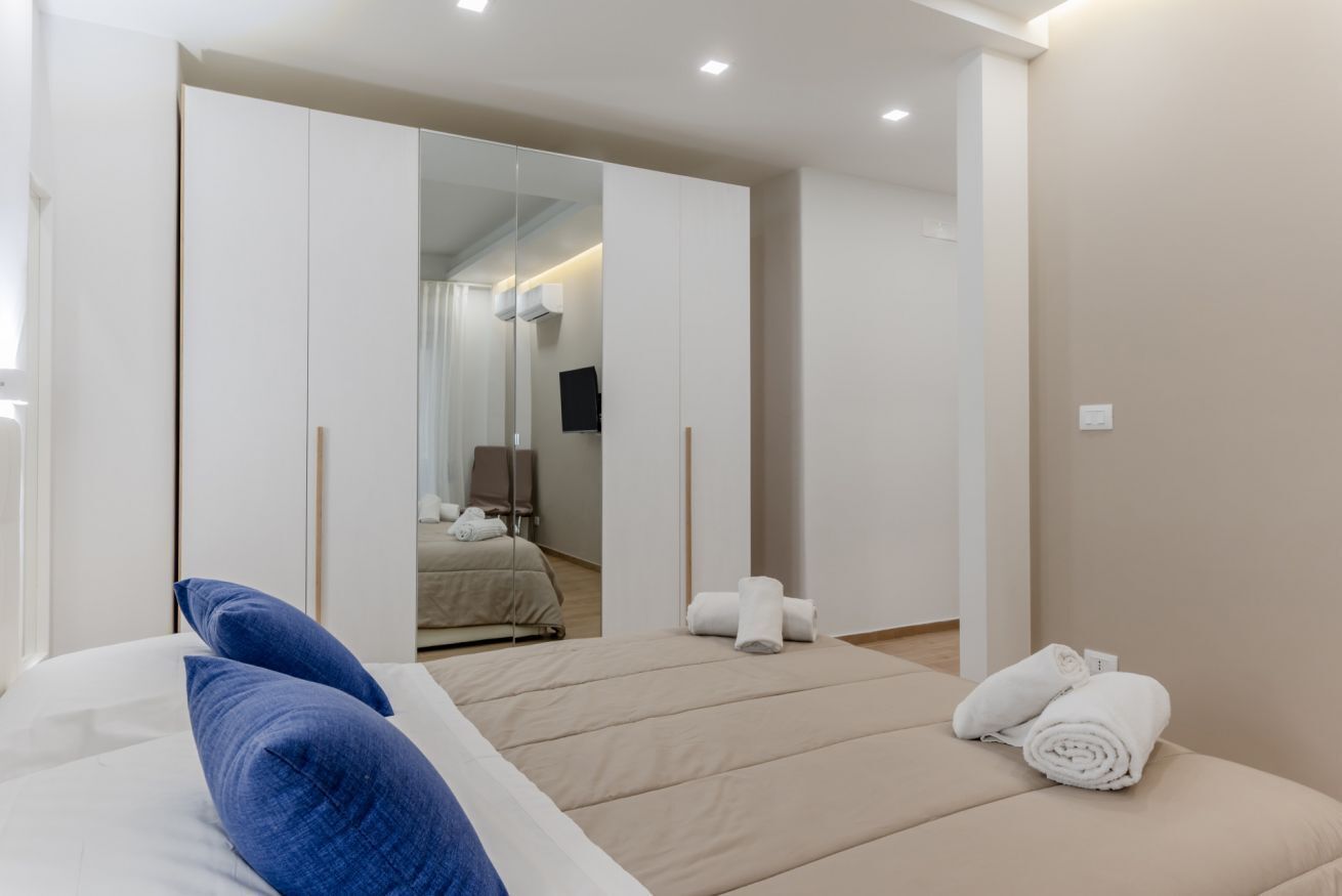 2 chambres, fer et planche à repasser, Wi-Fi, draps fournis