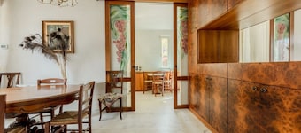 GuestHost - Villa Tina!