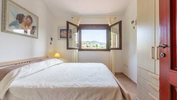 3 Schlafzimmer, BĂŒgeleisen/BĂŒgelbrett, kostenloses WLAN, BettwĂ€sche