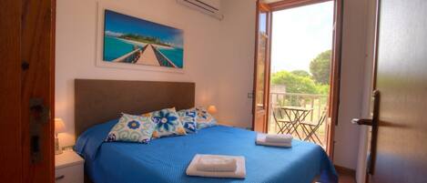 1 soverom, internettilgang og sengetøy