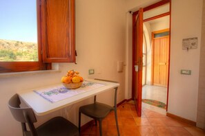 Dining - Cozy apartment of about 30 sqm, ideal for a stay of two people, located on the first floor of a building without a lift.The property is located in the heart of San Vito Lo Capo, a stone's throw from the historic center, in a quiet area full of services o (San Vito Lo Capo)