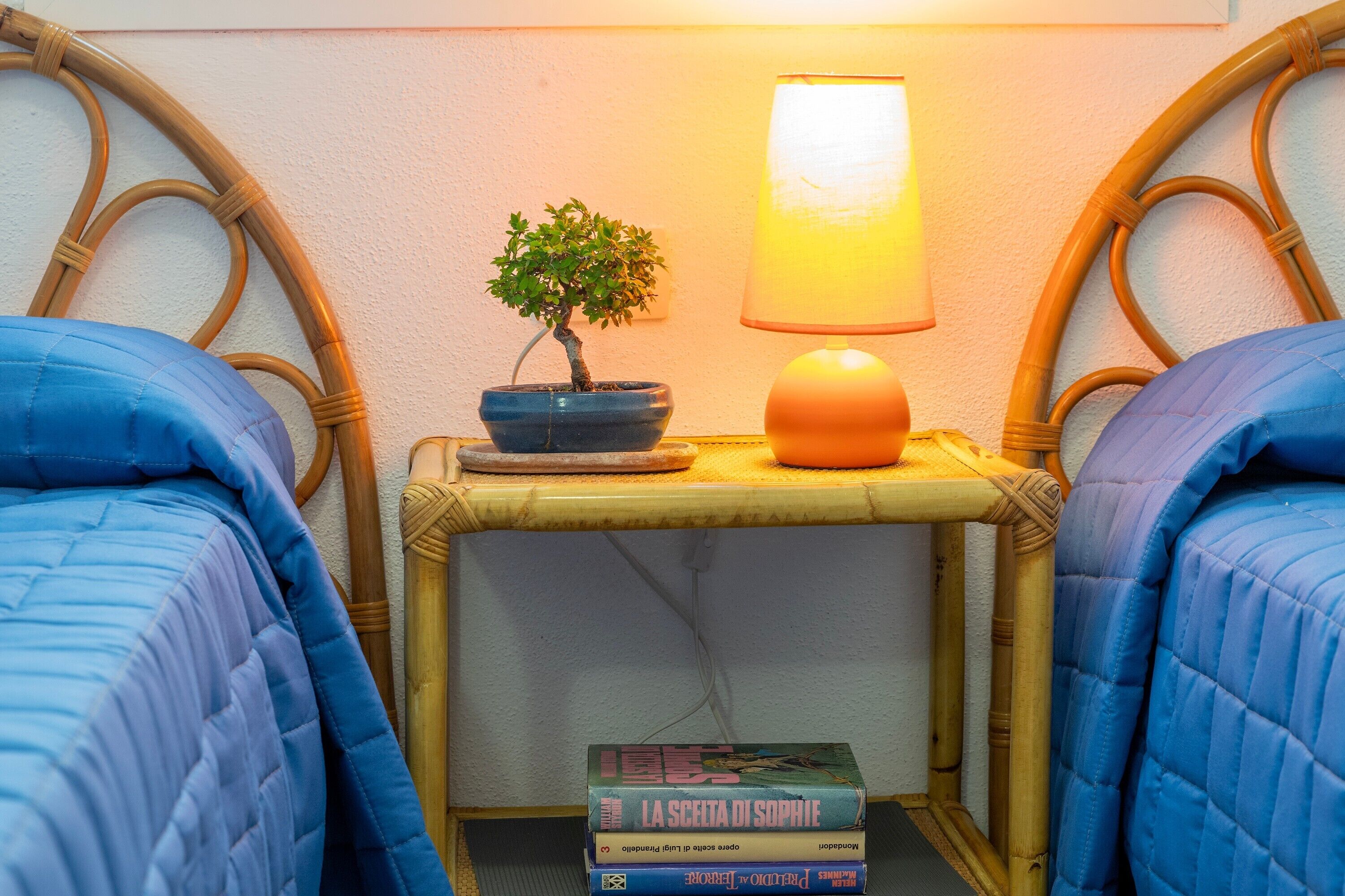 2 bedrooms, bed sheets