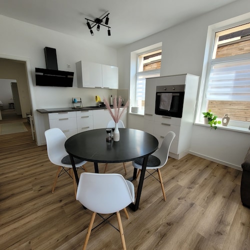 Apartment Ramona - cozy, with a perfect mix of comfort, central & quiet location