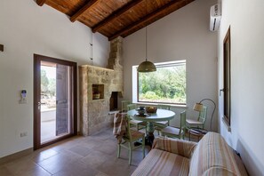 Dining - Agritourism property in Adriano (ANDRANO)