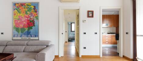 Télévision à écran plat