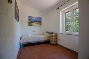 2 bedrooms, iron/ironing board, travel crib, WiFi