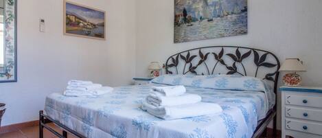 2 bedrooms, iron/ironing board, travel crib, WiFi
