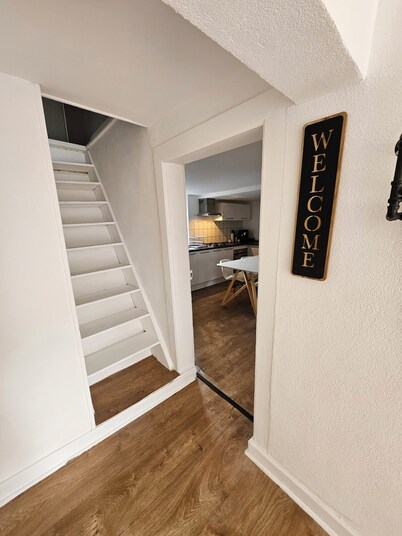 2 bedroom private vacation home in insming