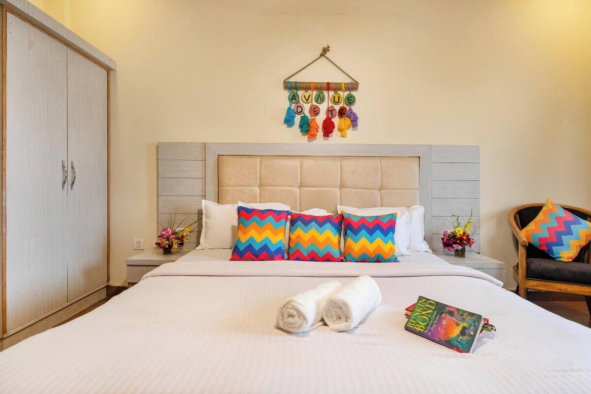 Deluxe Private Room with Ensuite Bathroom