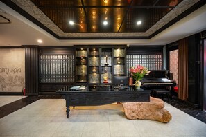 Reception - Hanoi Indochine Premium Hotel (Hanoi)