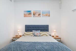 2 chambres, fer et planche à repasser, Wi-Fi gratuit, draps fournis