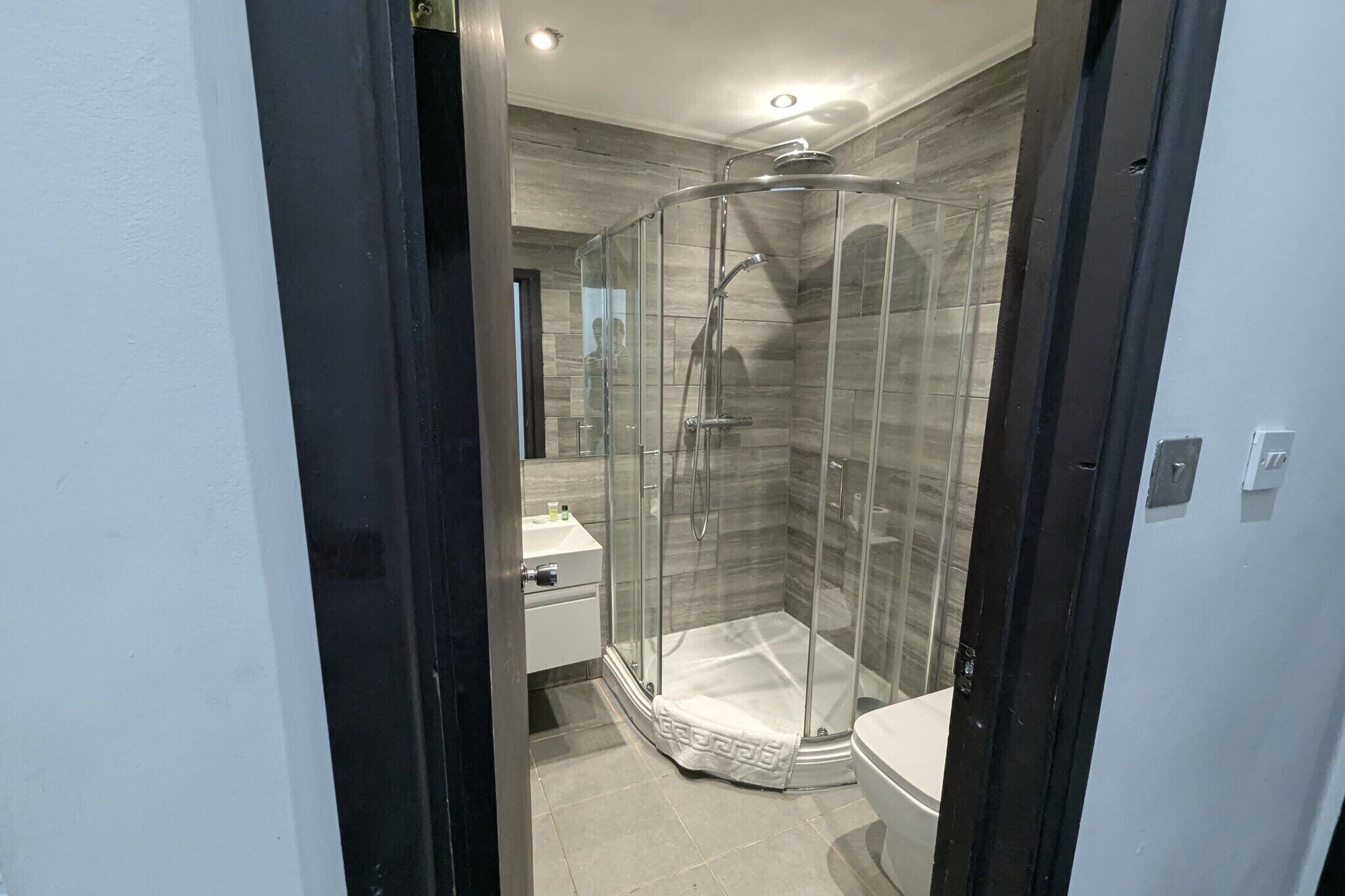 Shower, hair dryer, shampoo