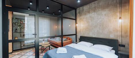 1 bedroom, iron/ironing board, travel cot, free WiFi