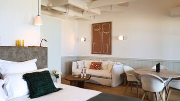 Premium Suite, Ensuite, Sea View | Premium bedding, free WiFi