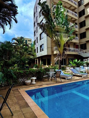 Outdoor pool - Eldon Hotel & Apartments (Nairobi)