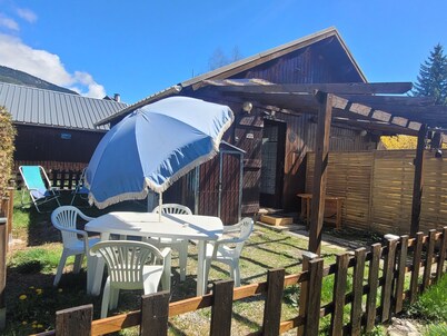 Cosy family chalet for 4 people. Pets allowed.
