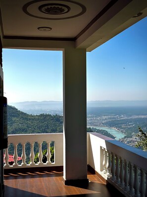 City view from property - Kailasham Homestay (Kyarki)