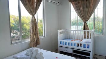 Apartment, 2 Bedrooms, Smoking, Balcony | 2 bedrooms