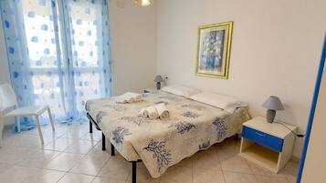 1 bedroom, travel crib, free WiFi, bed sheets