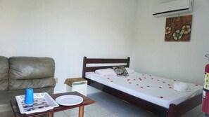 Room, 1 Bedroom, Smoking, Patio