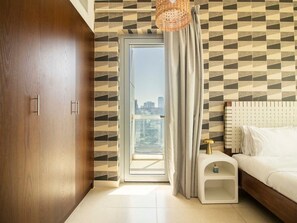 1 bedroom, desk, iron/ironing board, WiFi