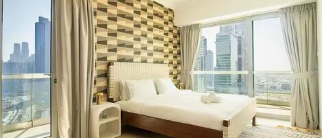 1 bedroom, desk, iron/ironing board, WiFi