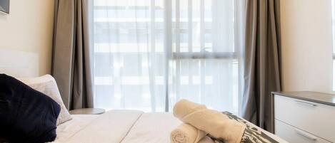 2 slaapkamers, een strijkplank/strijkijzer, wifi, beddengoed