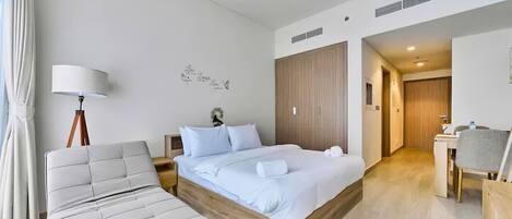 Strykejern/-brett, wi-fi og sengetøy