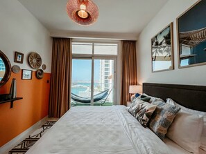 1 makuuhuone, työpöytä, silitysrauta/-lauta, Wi-Fi