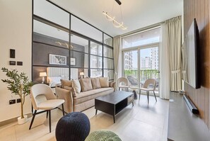 TV, stereo - Elegant 2BR Living Steps from Dubai Hills Park (Dubai)