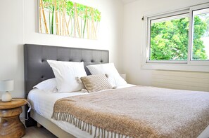 3 bedrooms, iron/ironing board, travel crib, free WiFi