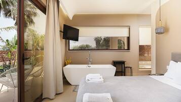 Soundproofing, free WiFi, bed sheets