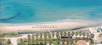 La Palma Beachfront Suites
