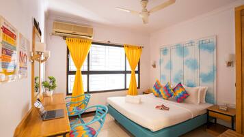 Deluxe Private AC Room With Ensuite Bathroom | Free WiFi
