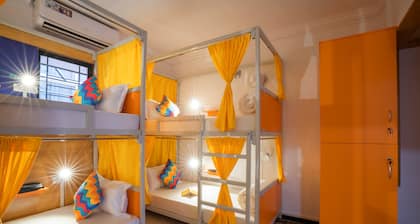 goSTOPS Bengaluru Gandhi Nagar Majestic.