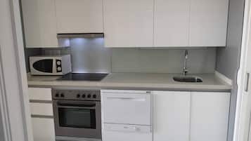 Tủ lạnh, lò vi sóng, lò nướng, bếp nấu