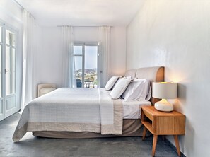 16 bedrooms, WiFi, bed sheets - Stagones Villas, nestled in the serene beauty of the Cycladic countryside (Paros Island)