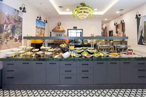 Daily buffet breakfast (EUR 10 per person) - Bulton Hotel Airport (Arnavutköy)