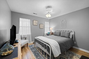 2 soverom, internettilgang og sengetøy